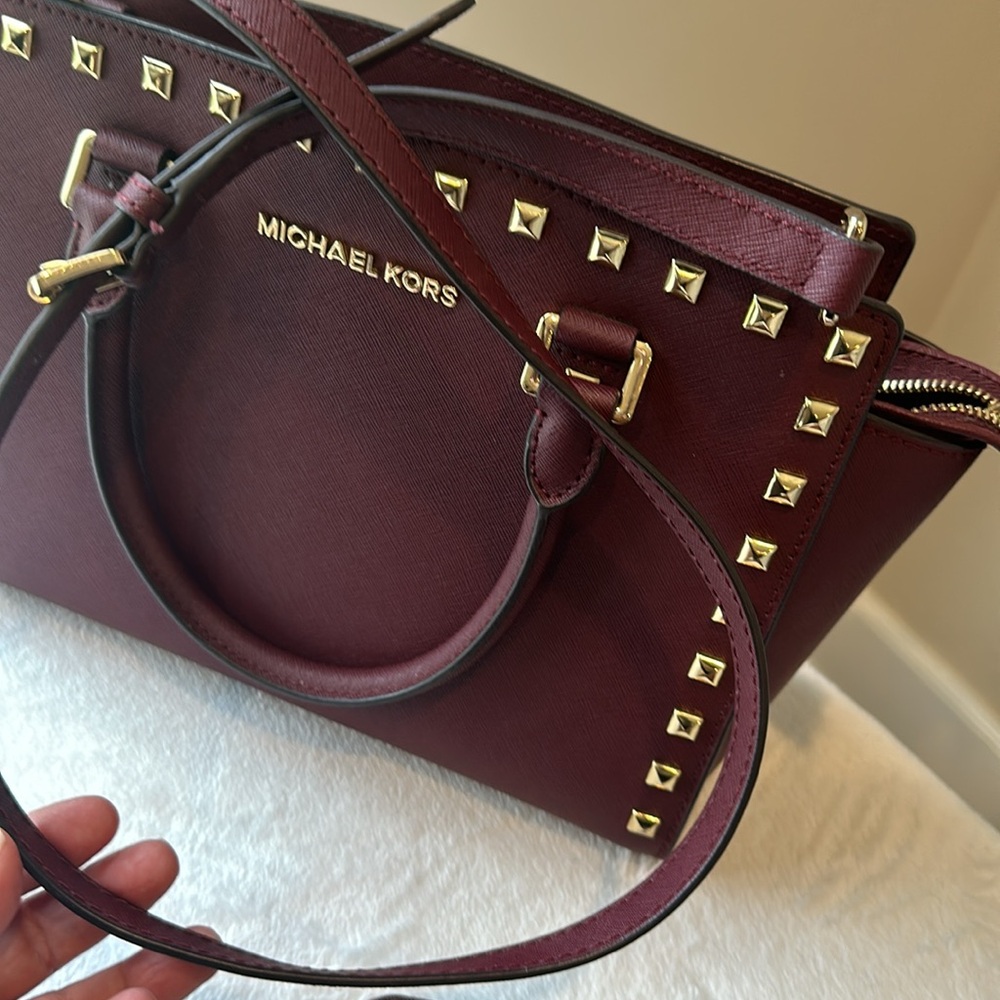 Michael Kors Studded Salma bad and Wallet - Picture 5 of 8